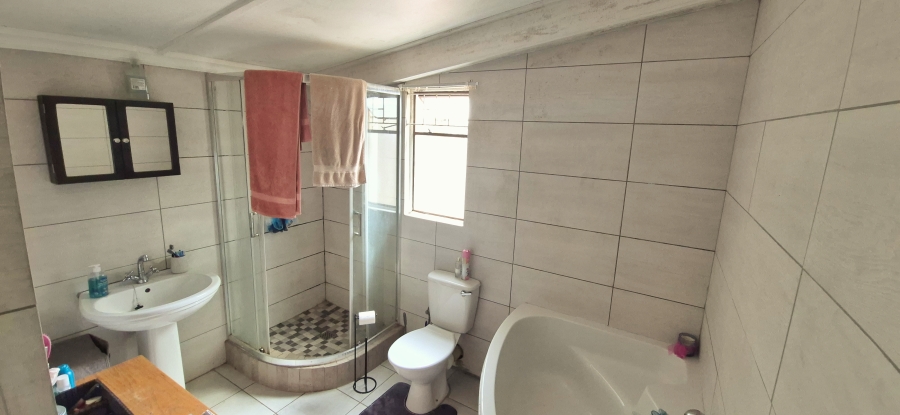 3 Bedroom Property for Sale in Doornkuil Western Cape